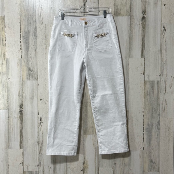 Camila Coelho Denim - Camila Coelho Ivory Cropped Jeans with Gold Chain Detail